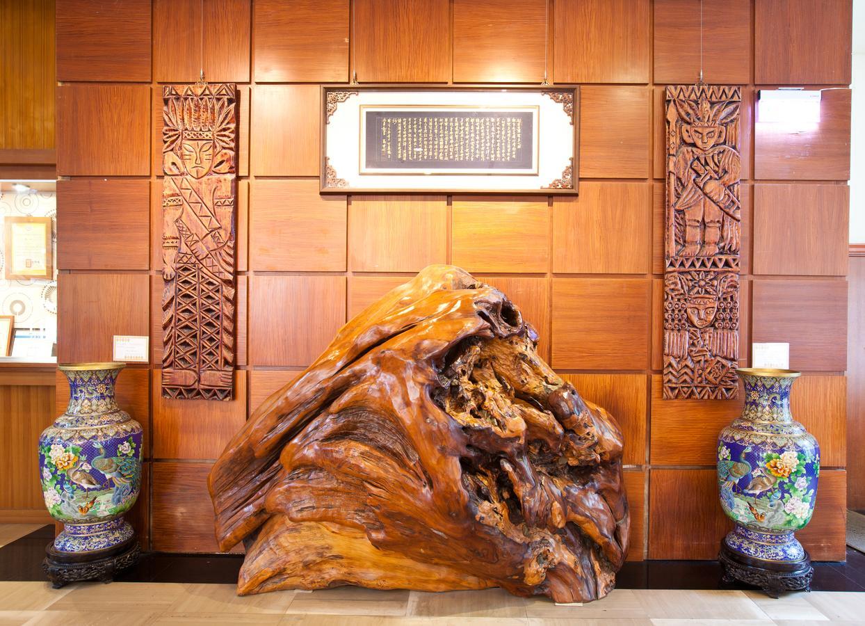 Lakeside Resort Nantou Bagian luar foto